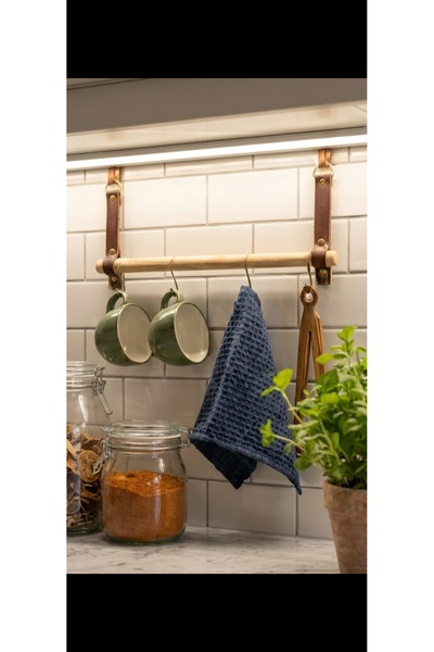 Bundera منظم خشبي للمطبخ والحمام مع حزام جلدي: خلف الباب وداخل الخزانة (مع 4 ...