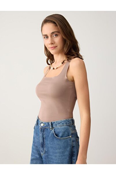 Jimmy Key Light Brown U-Neck Slim Fit Sleeveless Knitted Undershirt