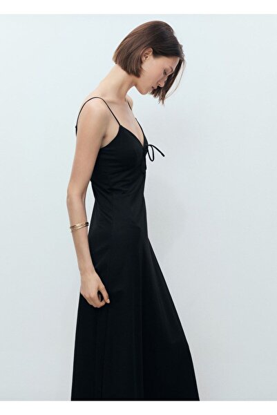 MANGO Woman Bağ detaylı uzun elbise