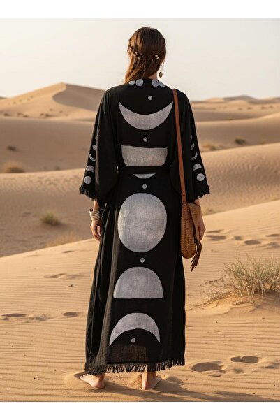 Su Koleksiyon كيمونو من الموسلين مطبوع عليه قمر وشجرة