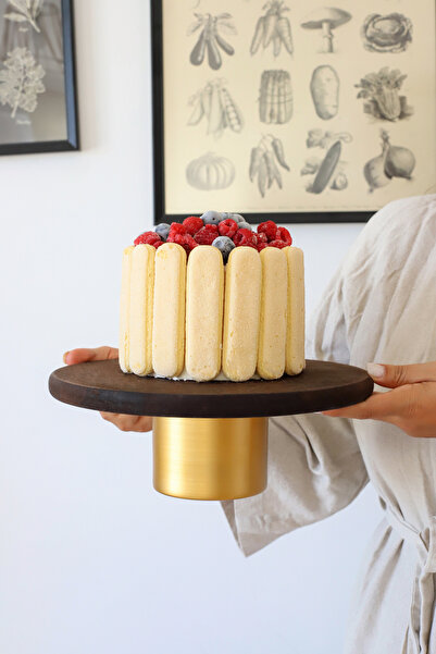 Akayev 24 cm Metal Leg Wooden Round Presentation Plate