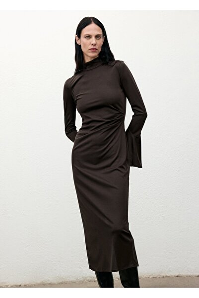 MANGO Woman Dar kesim çan kollu elbise