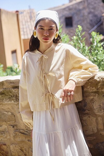 BE BLUE TOP CU LEGARE SARI PÖTİKARE