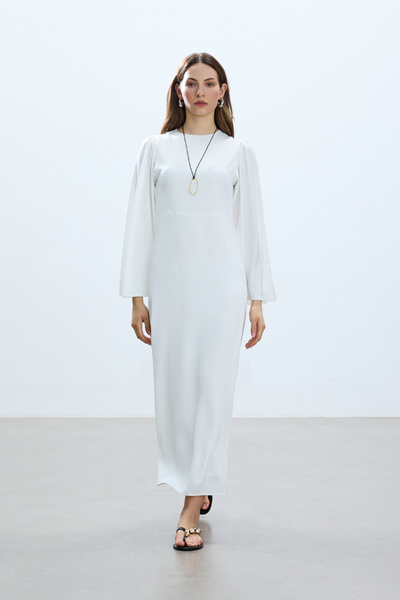 BE BLUE ROCHIE ROMANTICA SATIN CU MANER EKRU