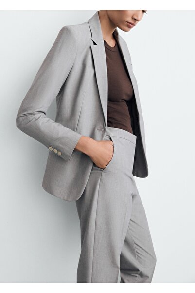 MANGO Woman Bedene oturan blazer ceket