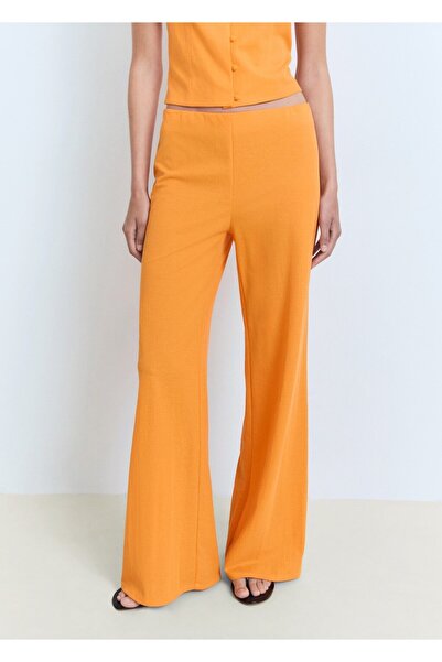 MANGO Woman Düz kesim dökümlü pantolon