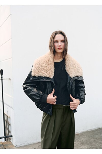 MANGO Woman Düğme detaylı pensli pantolon