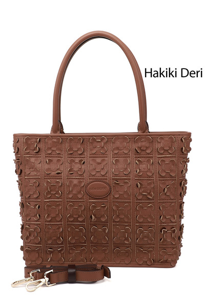 GÖNDERİ(R) حقيبة يد وكتف نسائية من الجلد الطبيعي باللون البني الفاتح