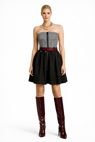 MERT ERKAN فستان بيلا منقوش ومزين بتفاصيل عملية من التفتا الحريري بدون حمالات...