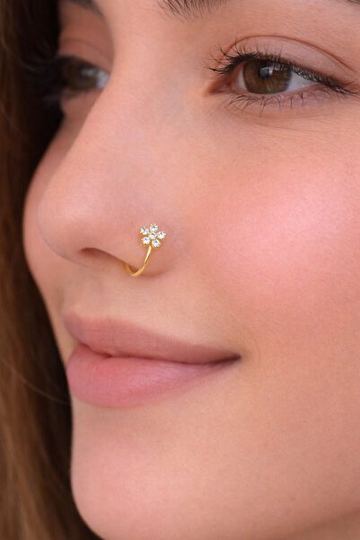 Sacce Scarves&Accessories 925 Ayar Gümüş Delik Gerektirmeyen Çiçekli Sıkıştır...