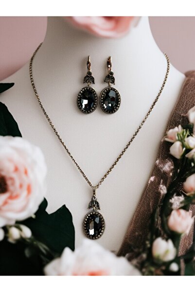 FAYRA ACCESSORIES Kristal Taşlı Oval Kolye ve Küpe Seti