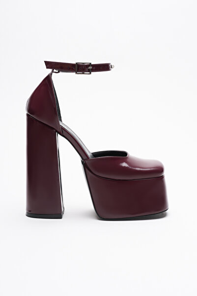 Ayakkabı Ateşi Pantofi de damă cu platformă înaltă cu toc gros Firona Claret ...