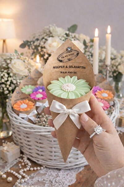 BlueDaisyCandle 15 adet kişiye özel rengarenk TAŞLI papatya buket mum, doğumg...