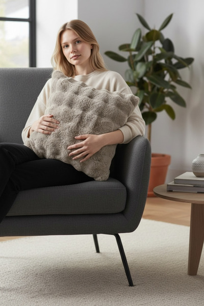 ŞENER HOME Husă de pernă din pluș cu păr de iepure - Bej