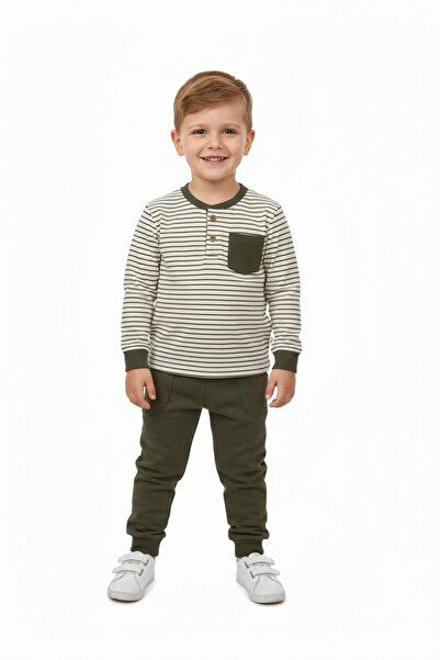 BOBBY JR KİDSWEAR طقم للأطفال الذكور مع جيوب وخطوط خضراء