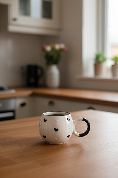 KYA CERA Siyah Kalp Kabartmalı Tekli El Yapımı Kupa – Sevgililer Günü