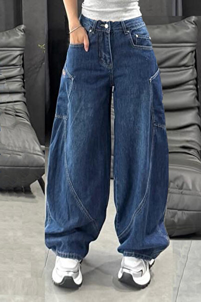 KOTOLOG Y2k kapsa na boku, detail prošívání na přední straně, široké nohavice...