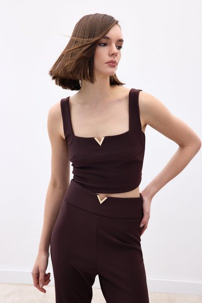 Sateen Stylish Collar Crop Blouse with Gold Accessories