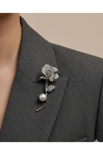 FA LORA TAKI Taşlı İncili Gül Model Broş