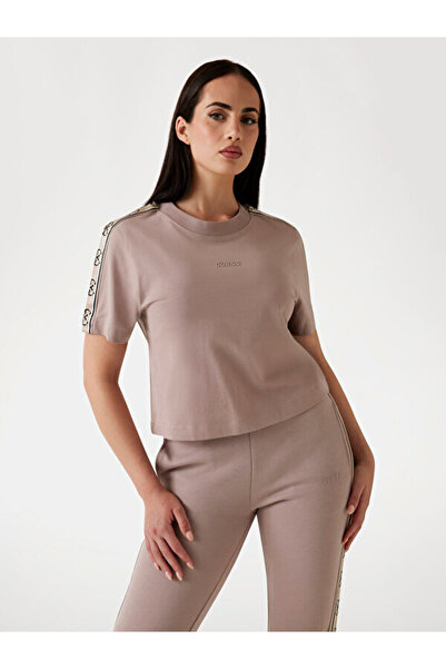 Guess Γυναικείο μπλουζάκι Britney Active Box Fit