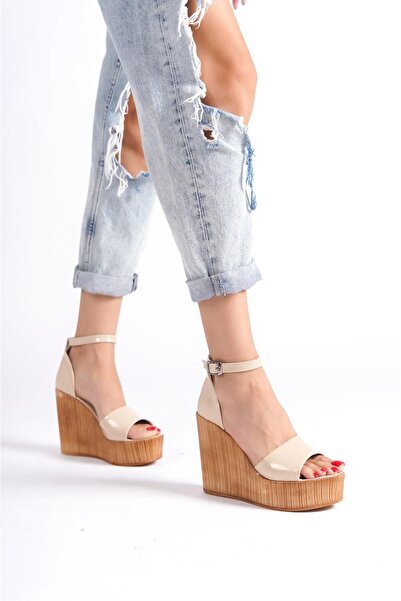 Preshley Pantofi de damă Verla bej din piele lăcuită cu o singură curea cu ta...