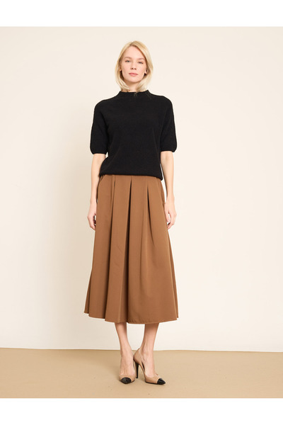 BGN workshop Short Sleeve Soft Knitted Sweater