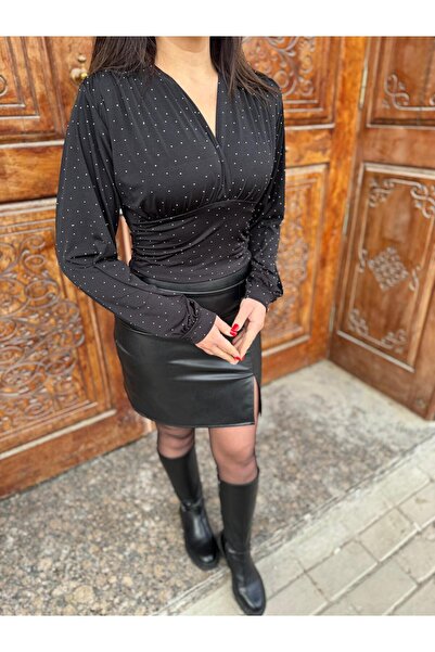MODA V Yaka Sandy Taş Detaylı Bluz Bel Oturtmalı