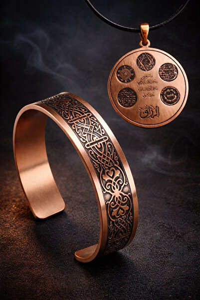 İyyaKee Men's and Women's Copper Bracelet and Necklace Set with Protective Pr...
