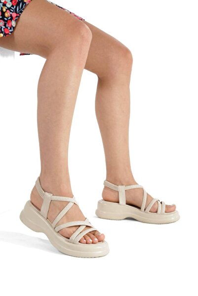 SH SİLVER MODA Yeni sezon sandalet bir eli çok şık hafif ve rahat