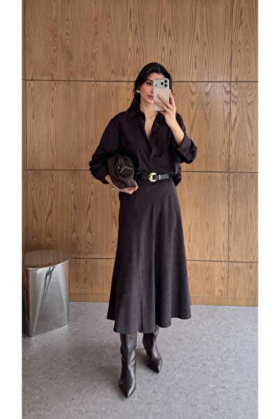 HAZELANNA طقم تنورة وقميص من الجلد السويدي باللون البني الحار