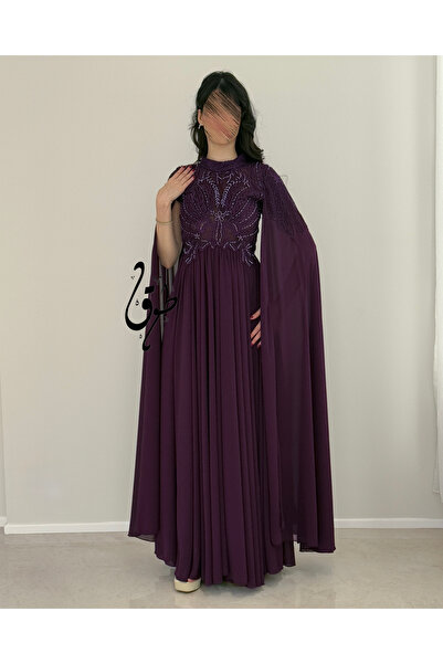 toog Embroidered purple evening dress with a flowing chiffon cape