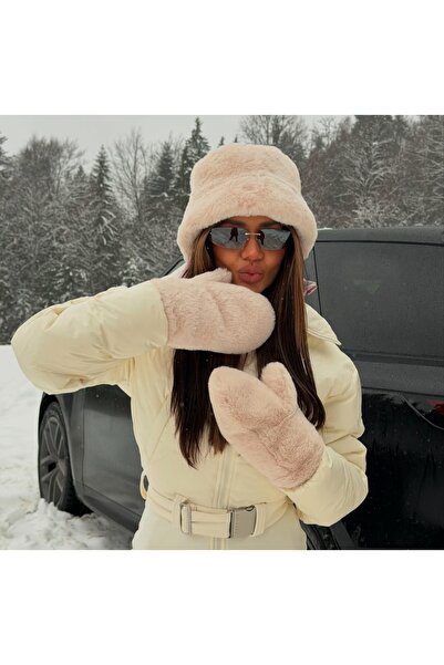 FUNDA AKIN Mi Luz Accessory Premium Plush Hat and Glove Set of Two