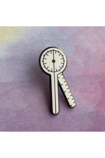 unkown Metal healing brooch