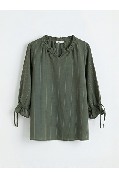 LC Waikiki Haki Fırfırlı Kaçık Yaka Çizgili Bluz