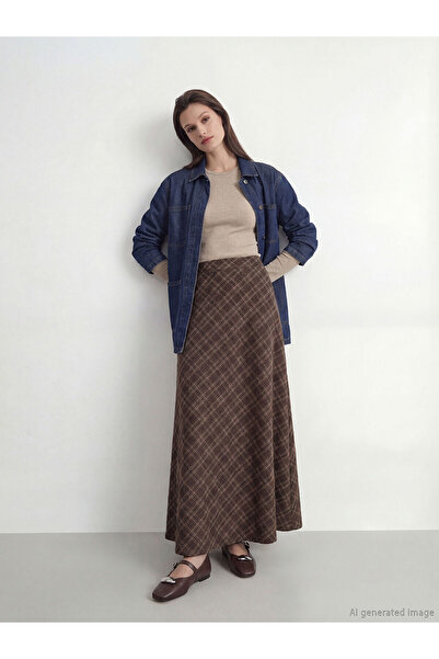 LC Waikiki تنورة بنية اللون بخصر مزود بسحاب على شكل حرف A منقوشة