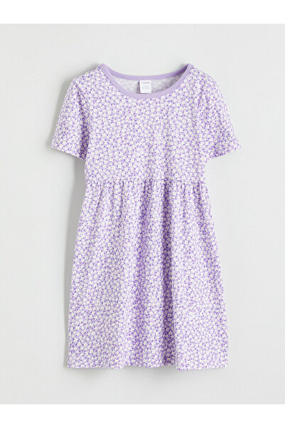 LC Waikiki فستان بناتي من مجموعة إلسيفا بلون أرجواني وياقة دائرية مزين بالزهور