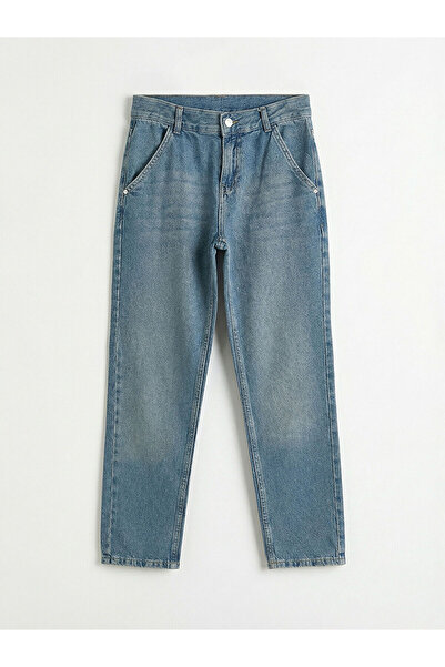 LC Waikiki بنطلون جينز للأولاد من مجموعة إلسيفا إنديجو بقصة عادية