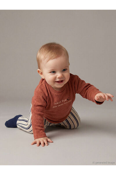 LC Waikiki Brown Crew Neck Baby Boy Pants and T-Shirt