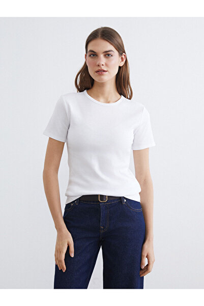 LC Waikiki Λευκό Κοντομάνικο T-Shirt Γυναικείο με Στρογγυλή Λαιμόκοψη