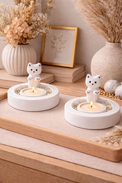 BUBUHOMEDECOR 2'li Üşüyen Kedi Figürlü Mumluk ve Mum Hediye Beyaz