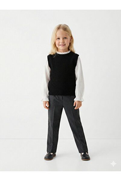 Ruki Çocuk Kız Çocuk Siyah Beyaz Fırfır Yakalı Gömlekli Triko Süveter