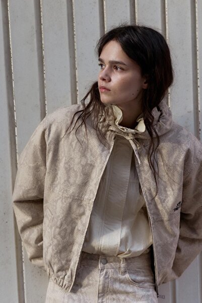 Pull & Bear Kapüşonlu yılan desenli ceket