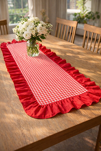 ŞAH TEXTILE DESIGN kırmızı fırfır detay orta pötikareli runner 40x110