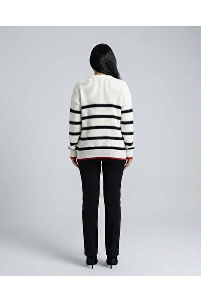 TrendParis Πλεκτό πουλόβερ με λωρίδες και ρίγες σε αντίθεση με λαιμόκοψη ποδη...