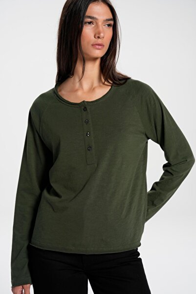 Beauty Omelette Haki Soluk Efektli Flamlı Uzun Kol Tshirt