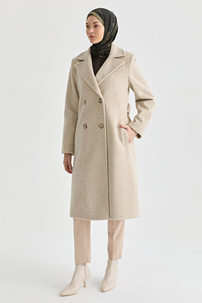 Tuğba Kuşak Detaylı Kaban - Bej