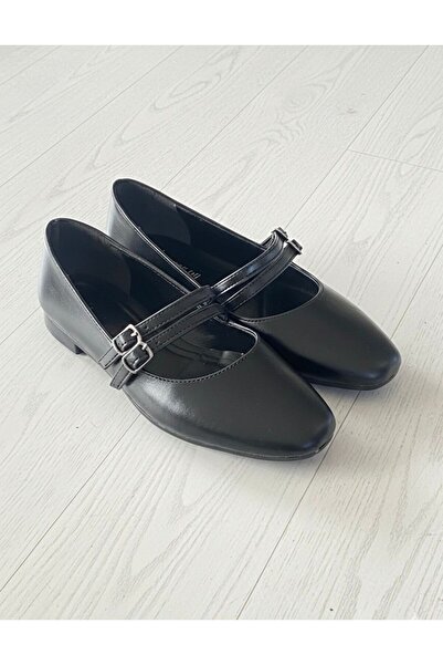 GREER حذاء باليه نسائي يغطي القدم بالكامل مع مشبك حزام مزدوج قابل للتعديل