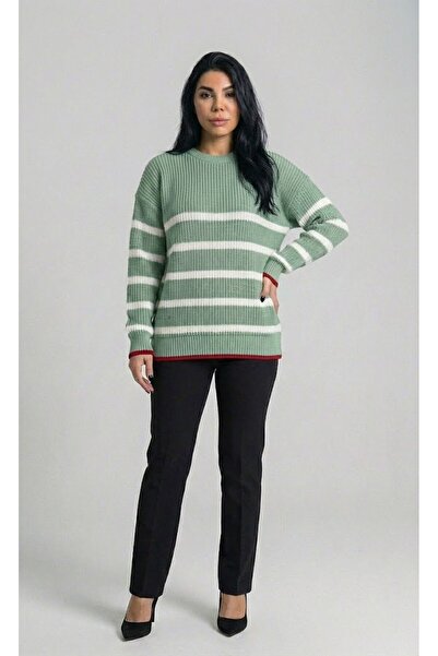 TrendParis Pulover tricotat cu dungi contrastante și decolteu rotund