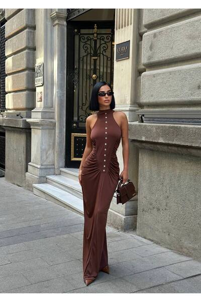 NEW JOURNAL Rochie maxi maro cu guler halter cu încrețituri pentru femei YEL2...