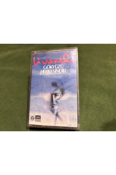 tayfuntufan antika koleksiyon زولفي ليفانيلي - السماء هي ملك الجميع